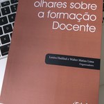 Professores do PPGE lançam livro sobre formação docente